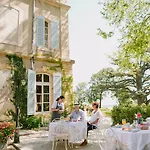 Chateau De Varenne Hotel Sauveterre (Gard)