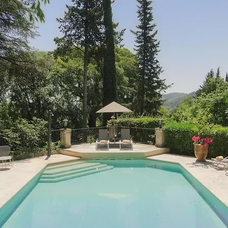 Chateau De Varenne Hotel