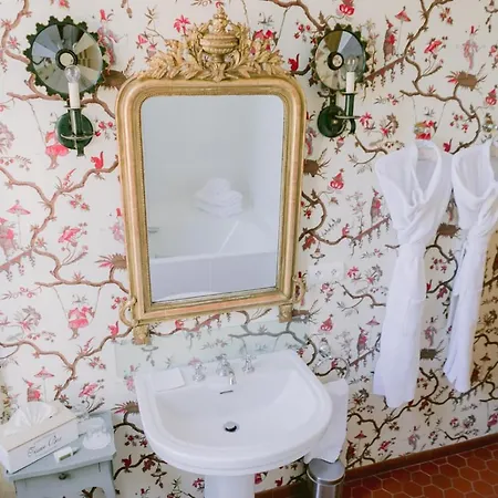 Hotel Chateau De Varenne