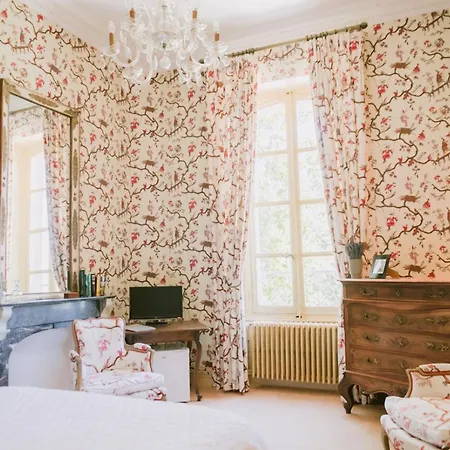 Chateau De Varenne Hotel 4*