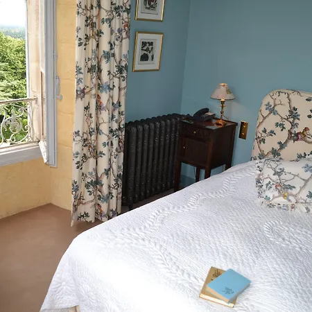 Chateau De Varenne 4*