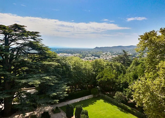 Chateau De Varenne Hotell 4*