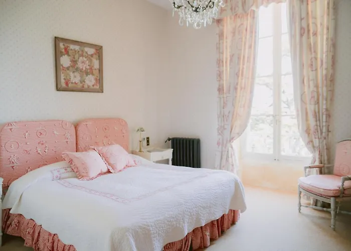 Chateau De Varenne Hotell 4*