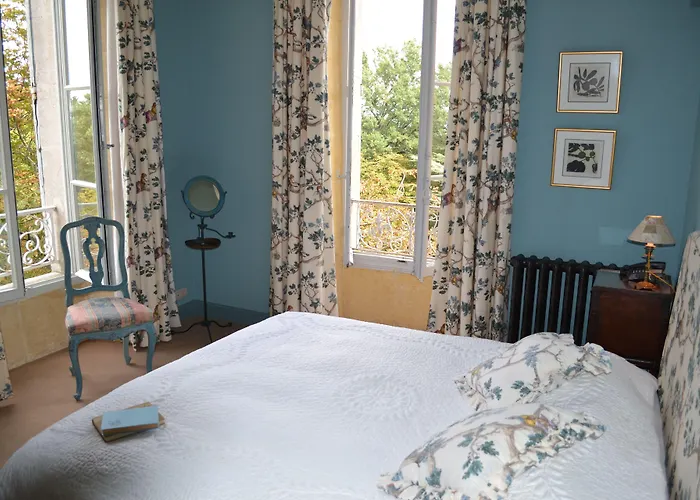 Chateau De Varenne Hotell 4*