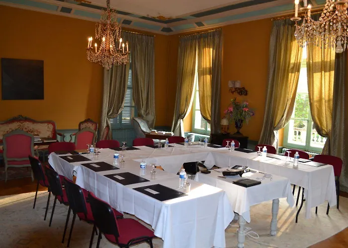 Chateau De Varenne 4* Sauveterre (Gard)