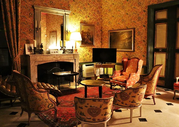 Hotell Chateau De Varenne 4*