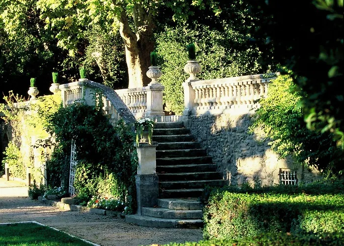 Chateau De Varenne 4* Sauveterre (Gard)
