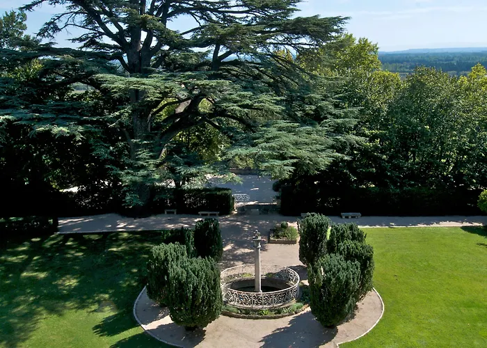Chateau De Varenne Otel Sauveterre (Gard)