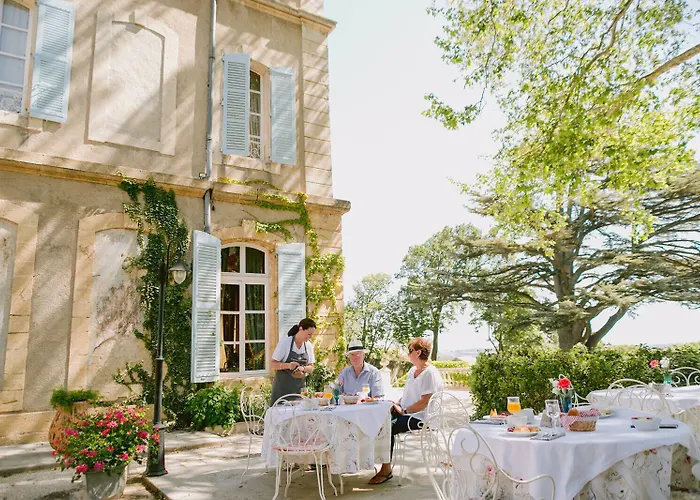 Chateau De Varenne Otel Sauveterre (Gard)